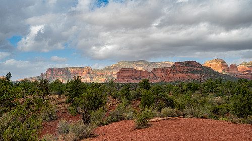 Arizona scenery, near Sedona (Verde Basin)