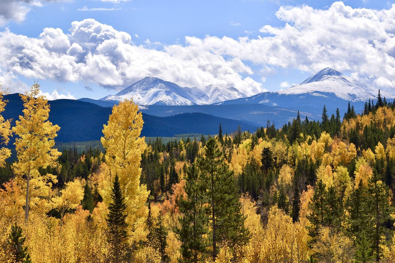 Research shows deep groundwater flows in mountain aquifers impact river base flow and water age. Climate change may reduce recharge, affecting mountain water resources.