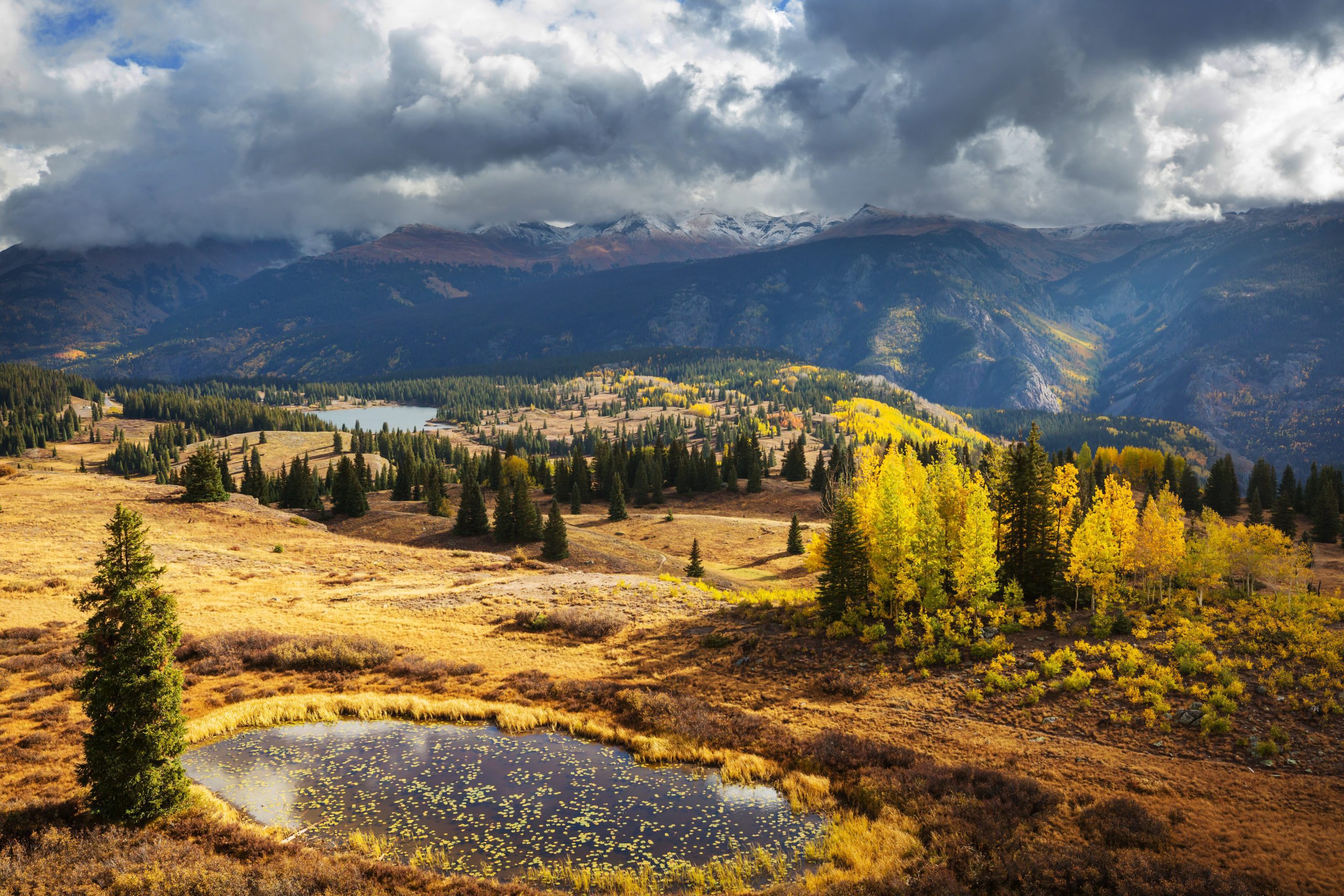 Colorado land and water scenery