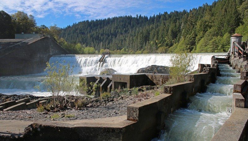 Potter Valley Dam - Lamprey dam-weir for fish